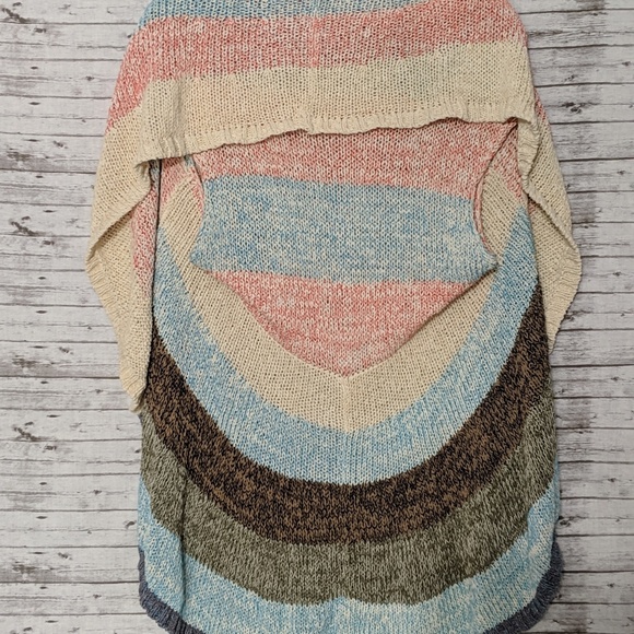 Cabi Lineup #216 Circle Sweater vest SZ:S - Picture 2 of 4